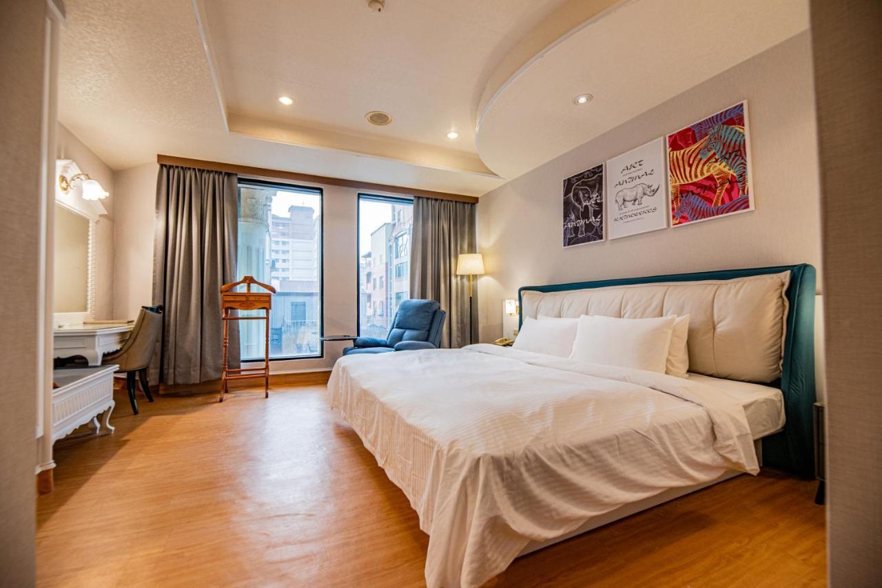 Wenpin Hotel - Pier 2 Kaohsiung Zewnętrze zdjęcie