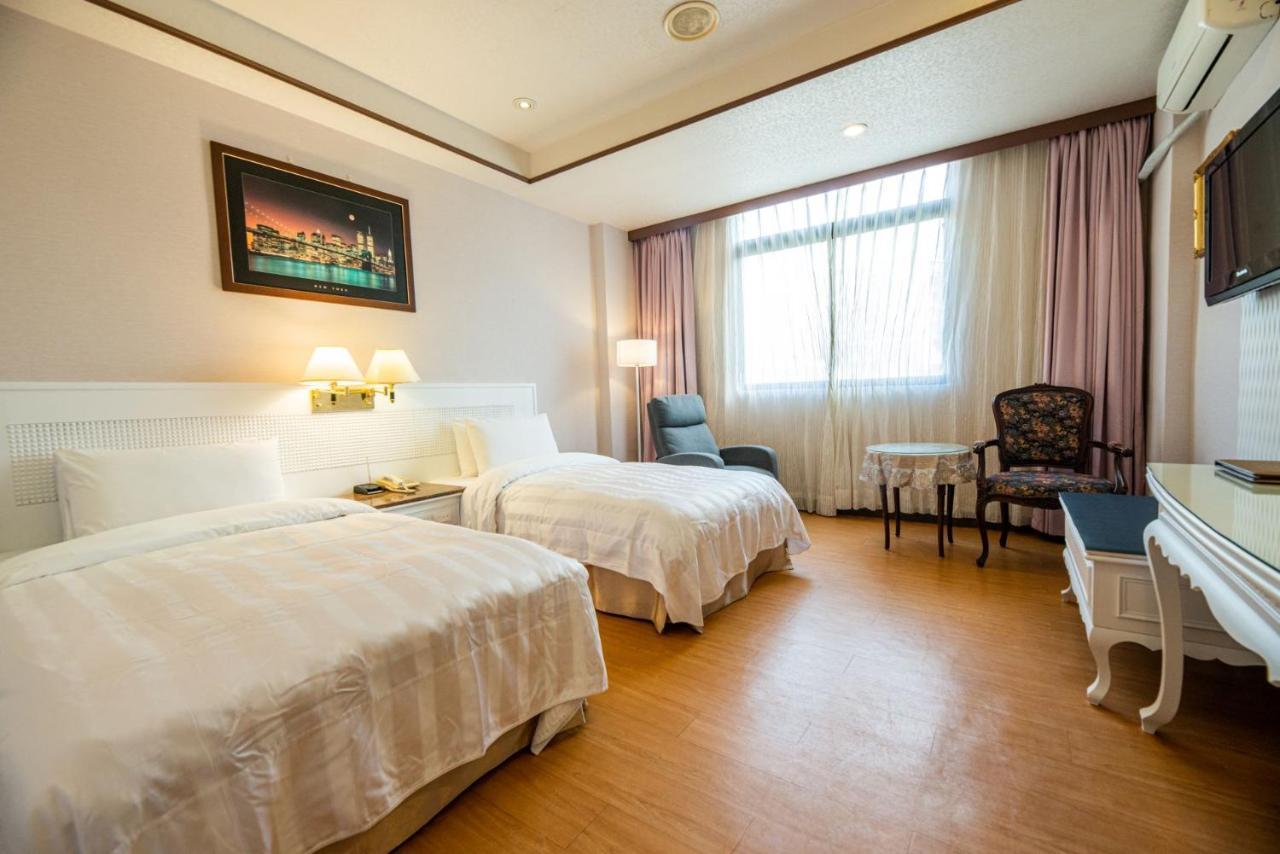 Wenpin Hotel - Pier 2 Kaohsiung Zewnętrze zdjęcie